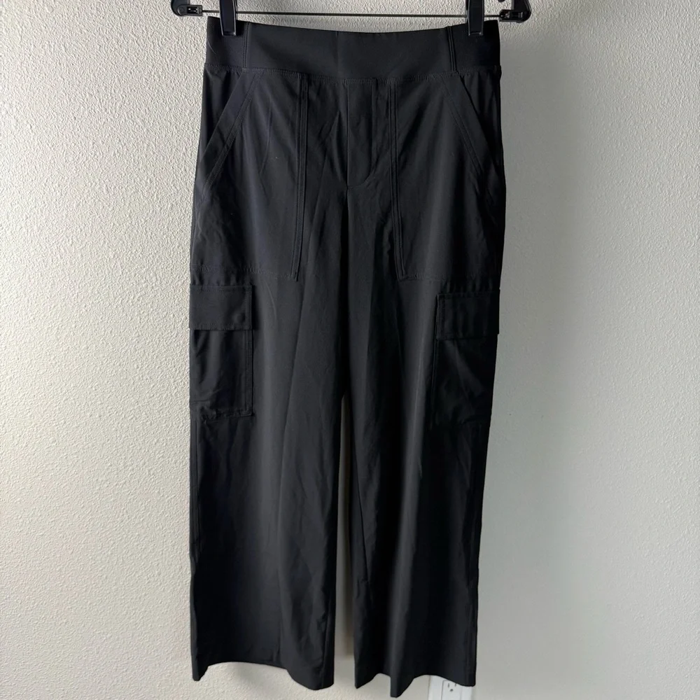 Athleta Brooklyn Heights High Rise Cargo Pant Black Casual Athleisure Women’s 2 - Picture 3 of 13